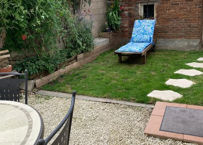 Maison De Ideale Avec Exterieur