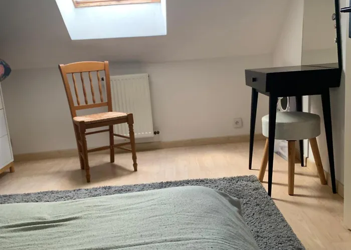 Maison De Ideale Avec Exterieur 拉瓦勒